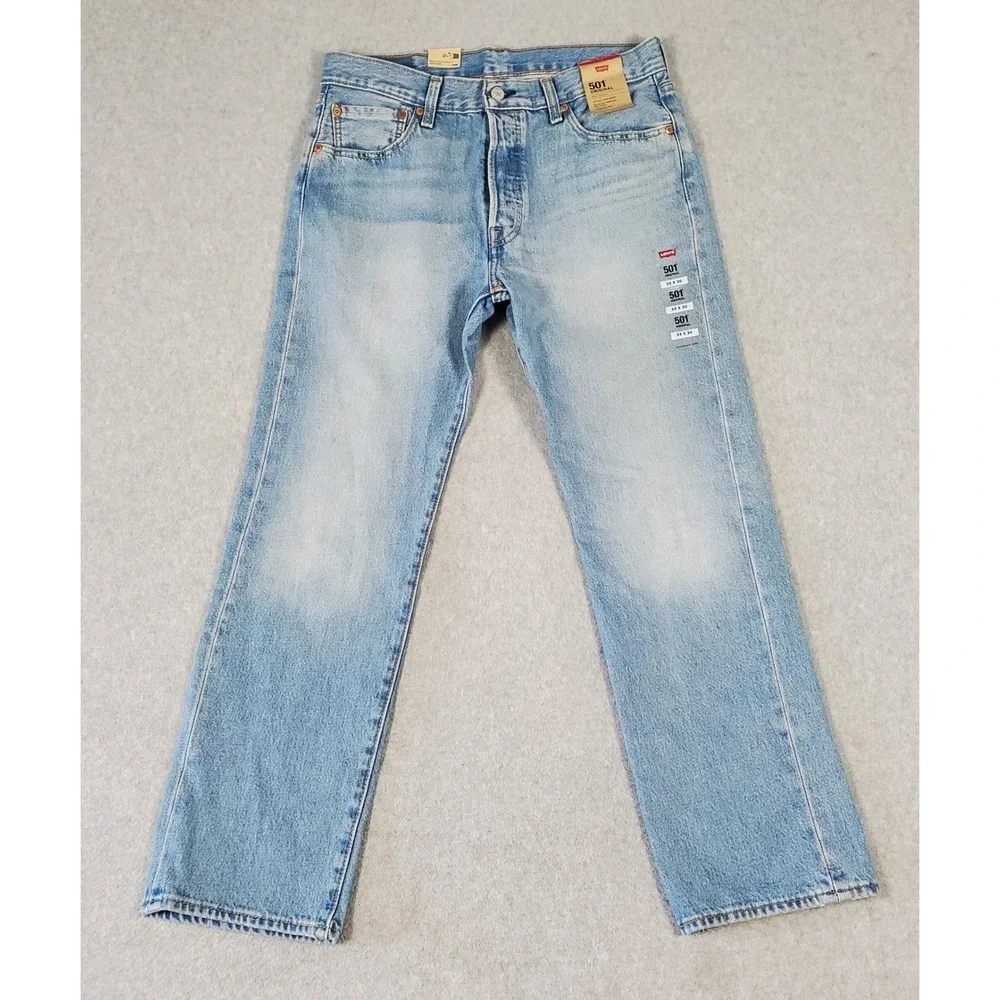 Levis 501 Original Fit Mens Jeans Light Wash Straight Leg Denim 33x30 NEW